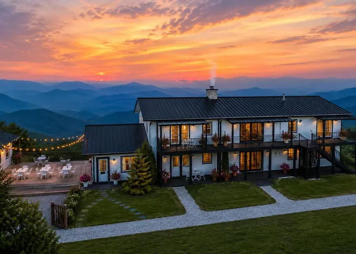 Fire Mountain Hotel Highlands