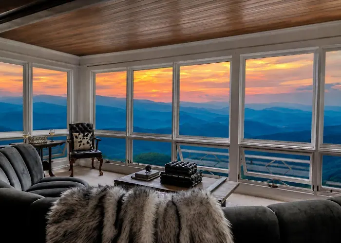 Fire Mountain Hotel Highlands