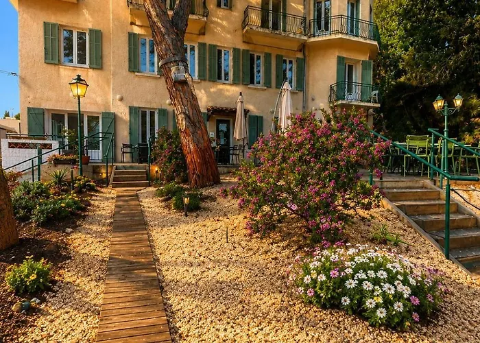 Hotel VTF Clairefont à Bandol