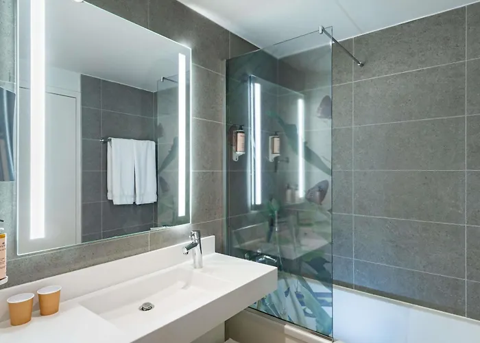 Mercure Paris La Défense Courbevoie