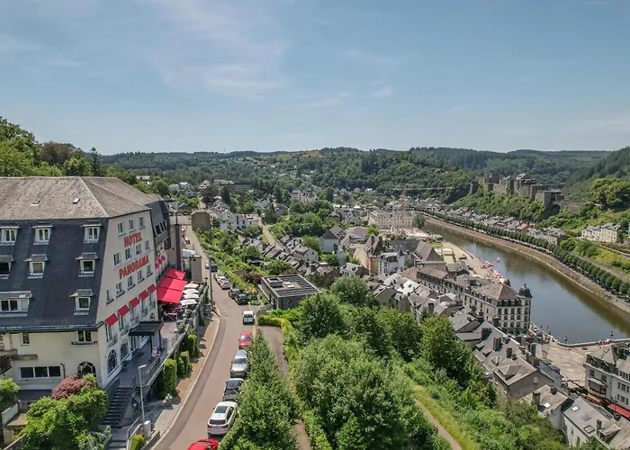 Hôtel Panorama - Vue exceptionnelle sur la Semois Bouillon