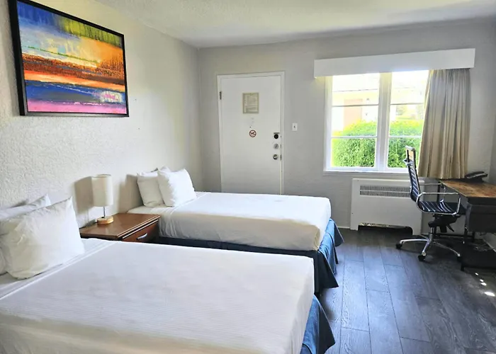 2400 Motel Vancouver