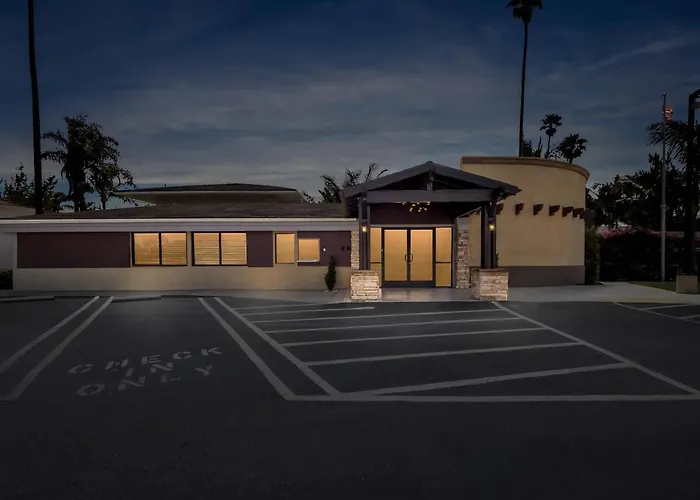 Travelodge By Wyndham Santa Maria
