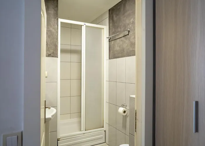 Privilege Suites By Central Park Belgrad