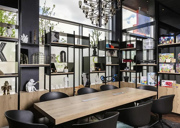 Aparthotel Adagio access Palaiseau Saclay