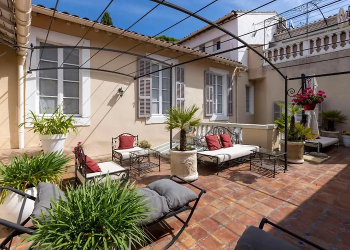 Best Western Le Comtadin Carpentras