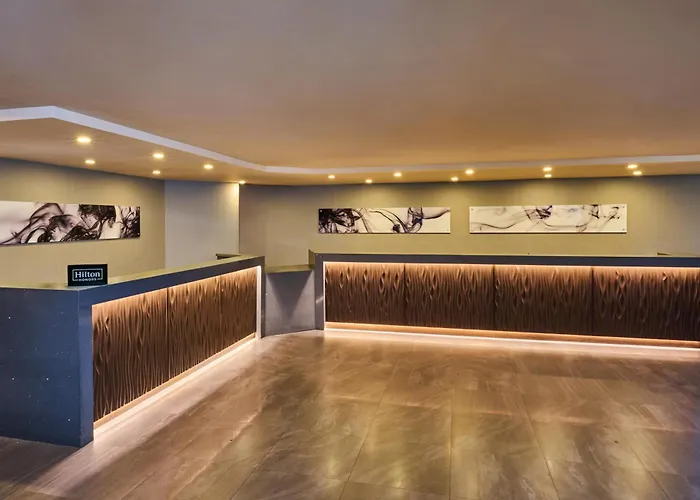Doubletree By Hilton Newark-Fremont Hotel