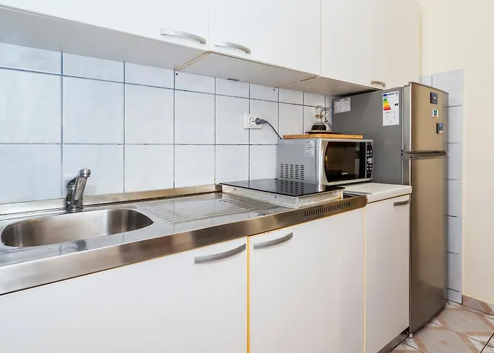 Super Horizont- Sea View Apartments With Private Jacuzzi Time & Free Parking