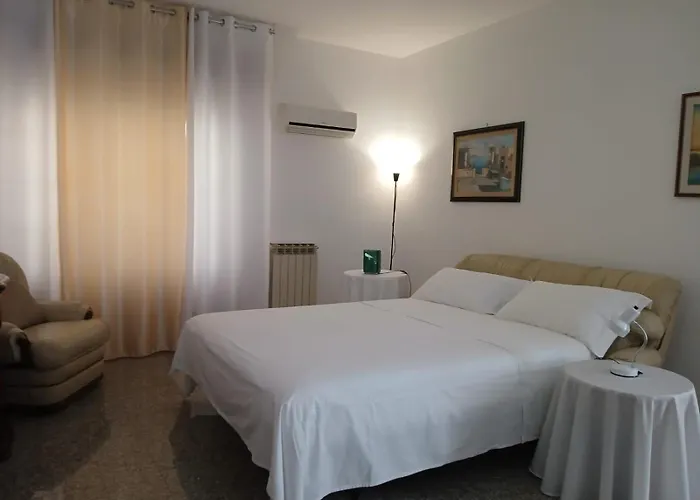 L'angolo di Rosa Campofelice Di Roccella