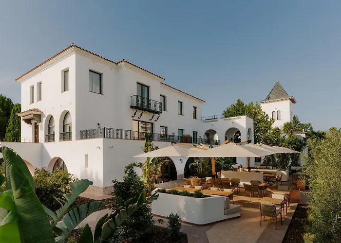 Casa Mett Sitges - Fully Refurbished Hotel