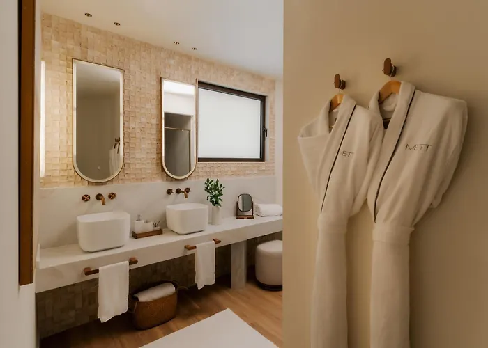 Casa Mett Sitges - Fully Refurbished Hotel