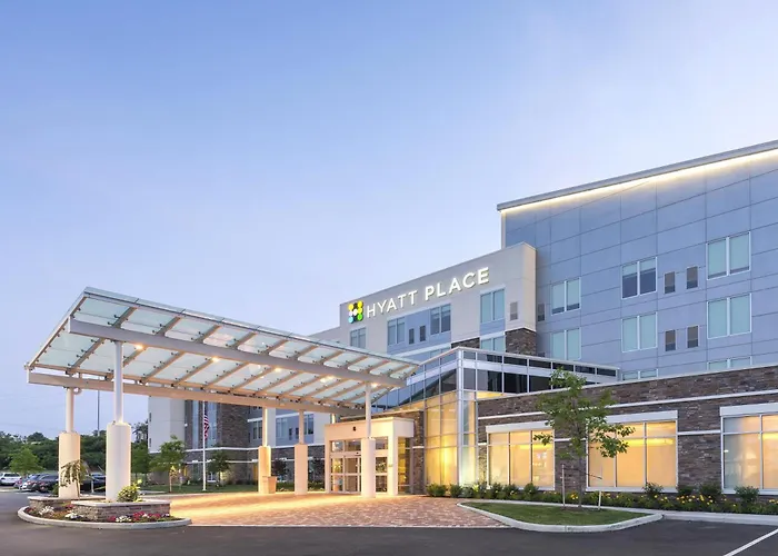 Hyatt Place Canton Lake Cable