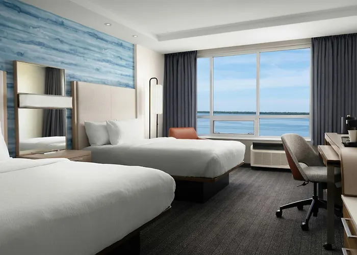 Courtyard By Marriott Erie Bayfront Hotel