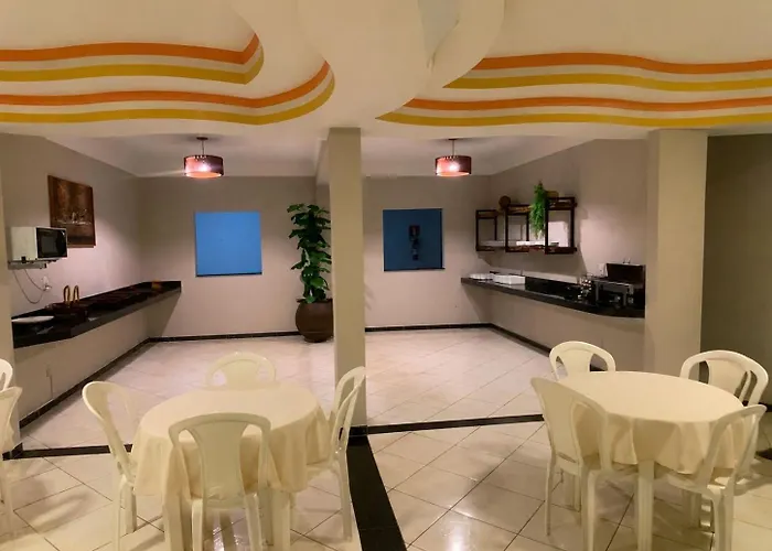 Hotel Eldorado De Salinas