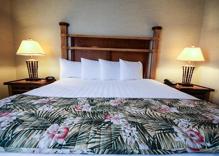 Maui Sands Resort & Indoor Water Park