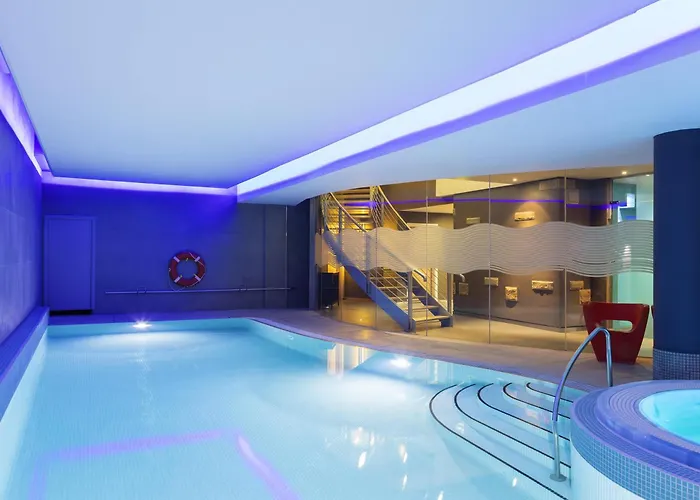Novotel Edinburgh Centre