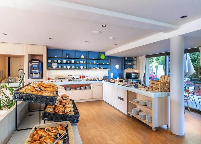 Hôtel Antares&Spa La Rivière-Saint-Sauveur