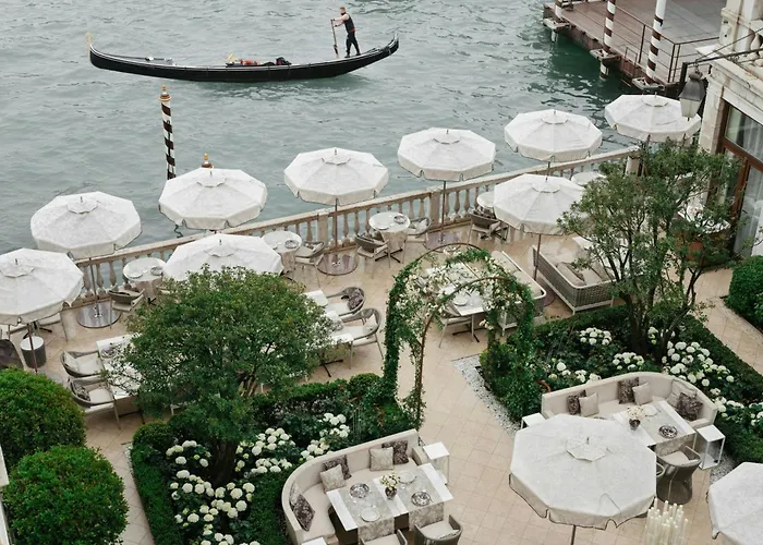 The St. Regis Veneza