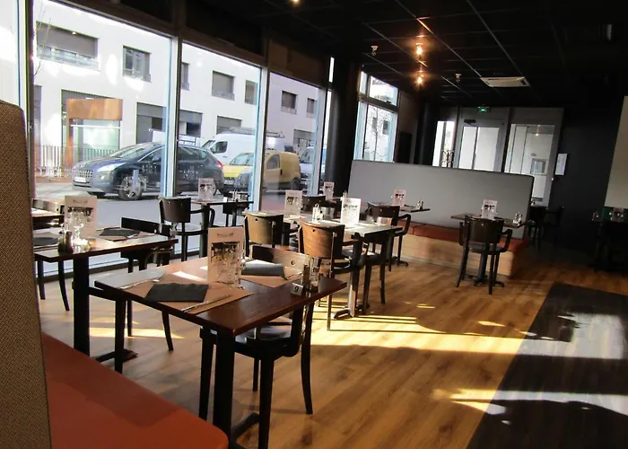 Hotel ibis Styles Massy Opéra
