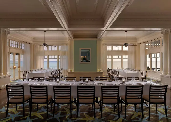 Moana Surfrider, A Westin Resort & Spa, Waikiki Beach Honolulu