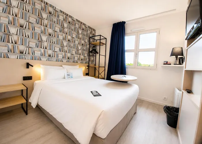 Kyriad Hôtel La Flèche