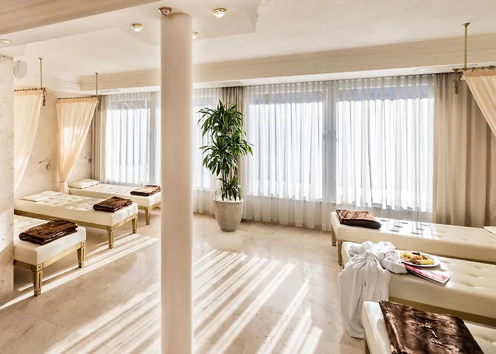 Hotel Fameli Valdaora