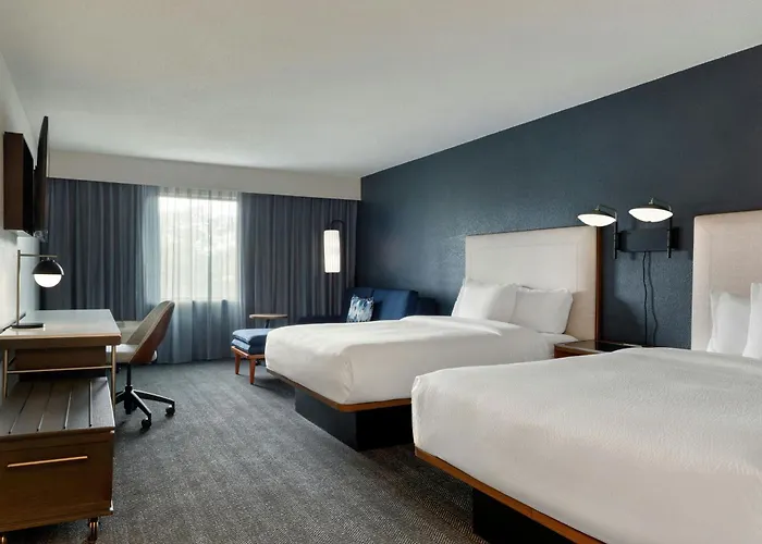 Courtyard By Marriott Wichita East Hotel