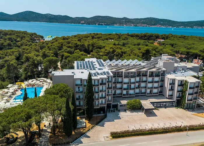 Family Hotel Adria