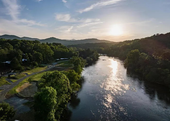 Asheville River Cabins Arden