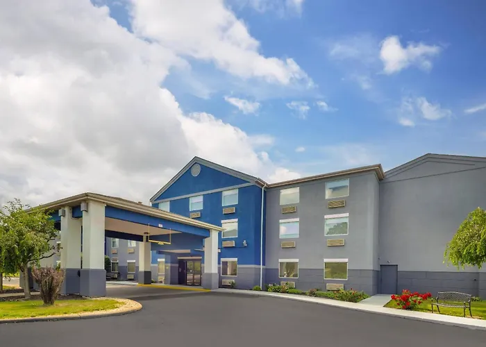 Comfort Inn & Suites Butler