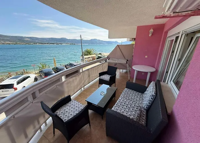Lilac Apartments