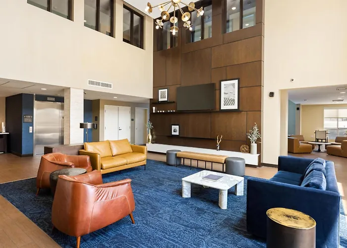 Hampton Inn & Suites Los Angeles - Glendale