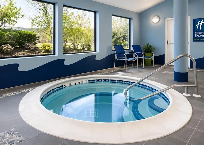 Holiday Inn Express & Suites Cooperstown By Ihg