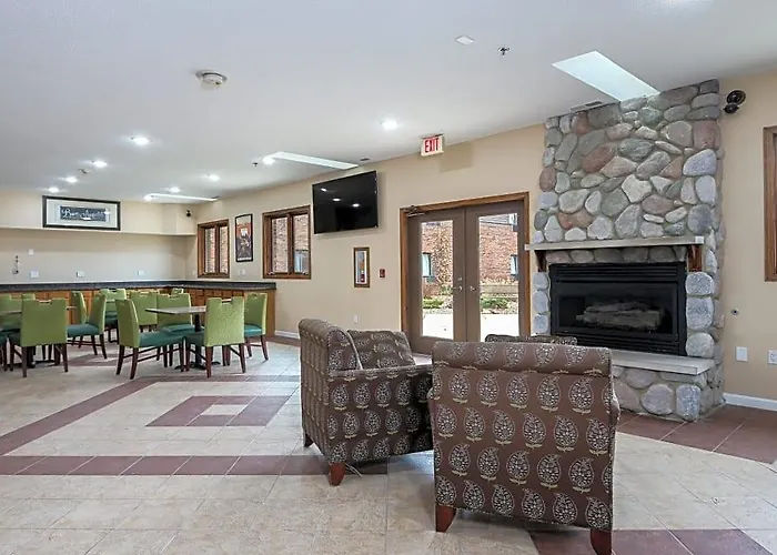 Bliss Point Inn & Suites