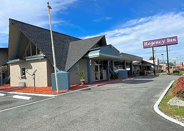 Days Inn Perry