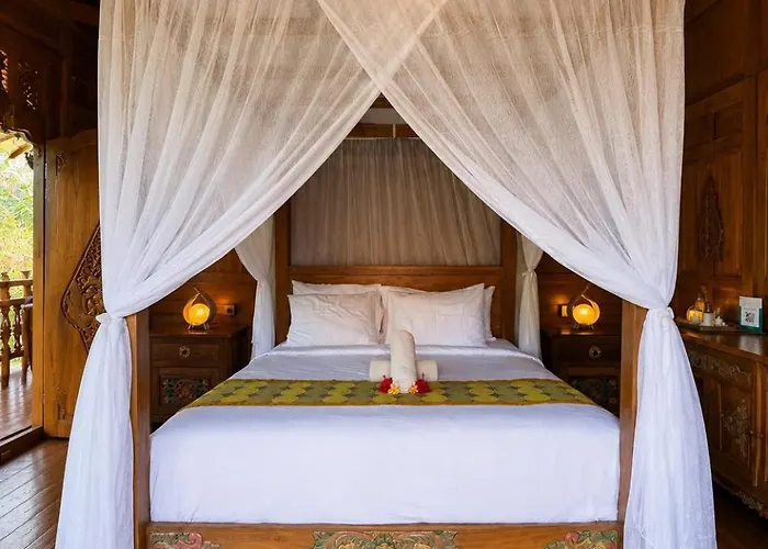 Alamdhari Resort And Spa