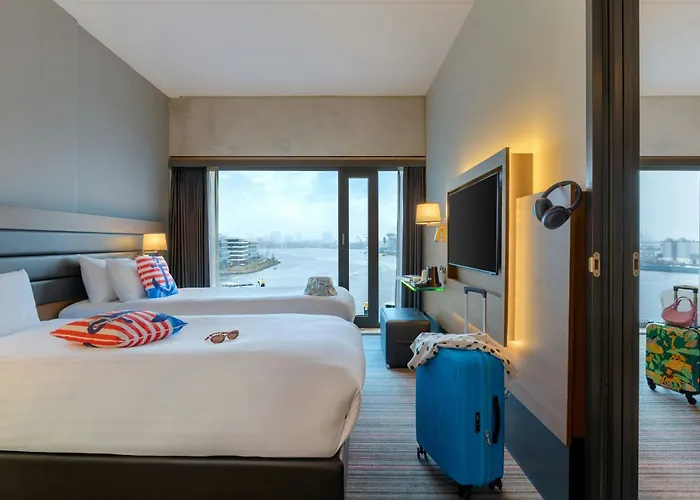 Moxy Amsterdam Houthavens