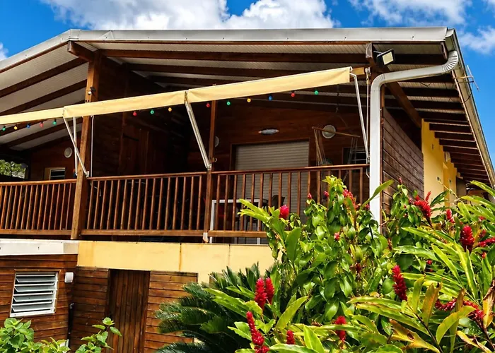 VILLA MARINA Appart Hotes Bouillante