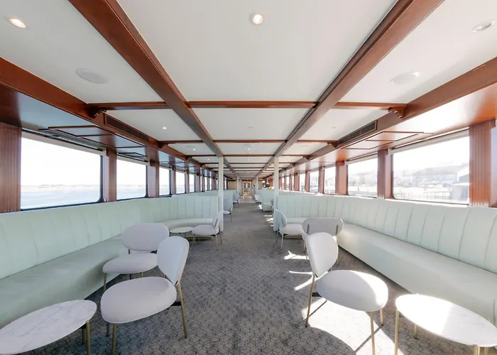 Costa do Sal Hotel Boat Lounge Aveiro
