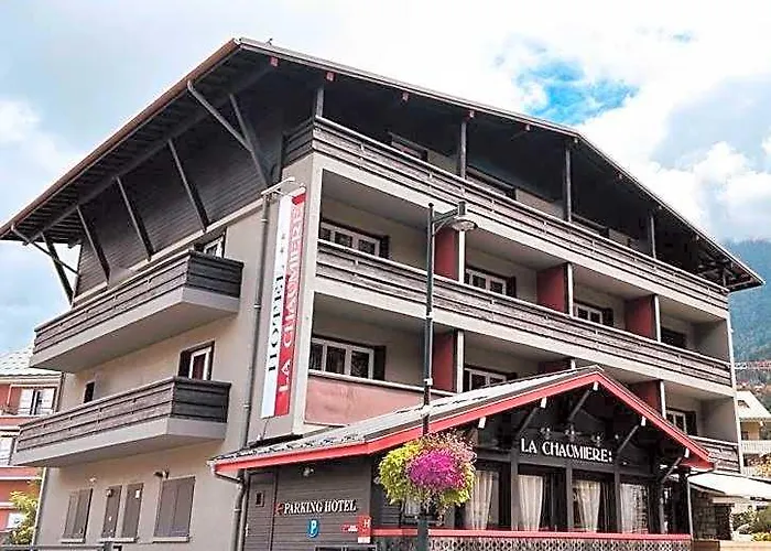 Hotel La Chaumière Garage Moto gratuit À 150 m de la gare SNCF et TMB Saint-Gervais-les-Bains