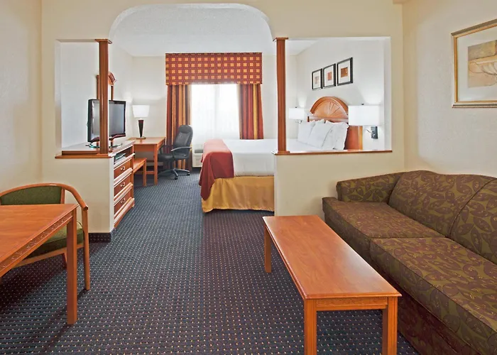 Holiday Inn Express And Suites Fort Lauderdale Airport West By Ihg Davie