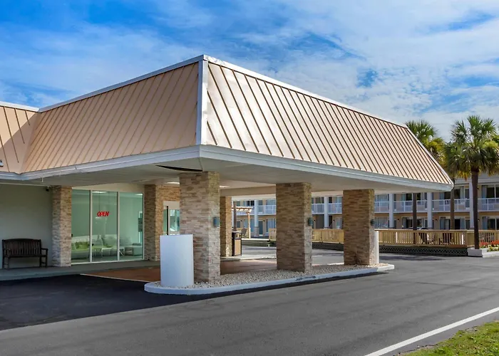 Quality Inn & Suites Pawleys Island