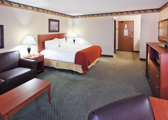 Holiday Inn Express Hotel & Suites Dallas Lewisville By Ihg