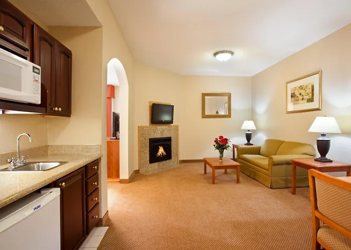 Holiday Inn Express Hotel & Suites Logansport By Ihg