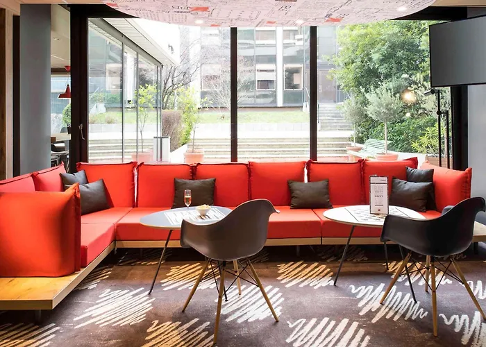 Hotel ibis Paris Pont de Suresnes Longchamp