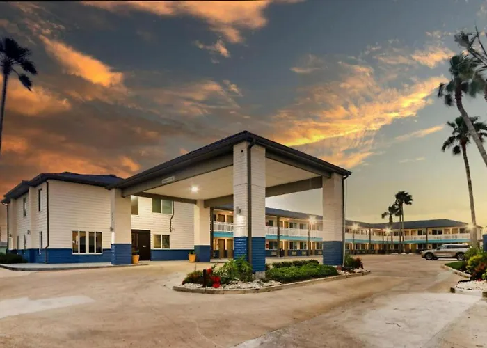 Captains Quarters Inn