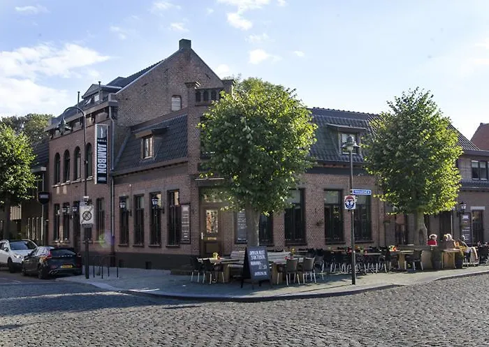Hotels in Uden
