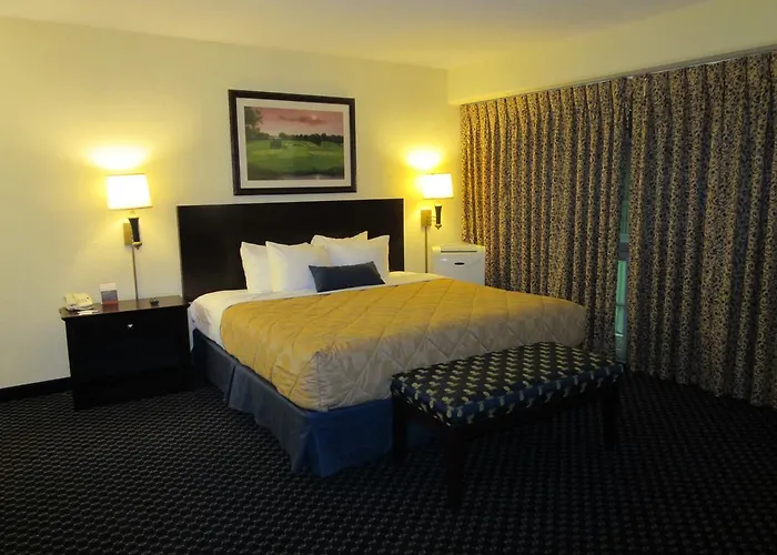 Atrium Hotel & Conference Center Hutchinson
