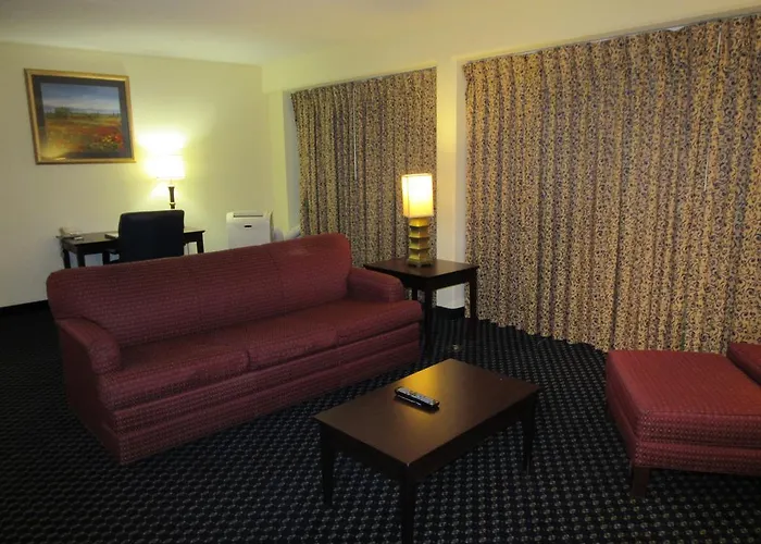 Atrium Hotel & Conference Center