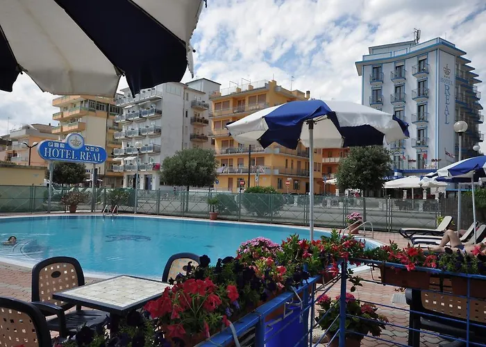 Hotel Real